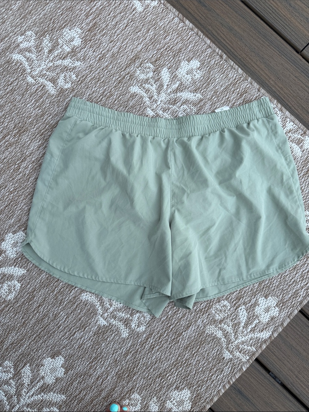 Columbia Light Sage Women's Shorts with Elastic Waist